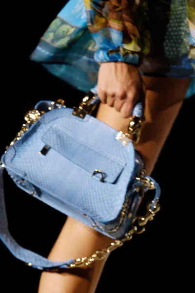 Look 32